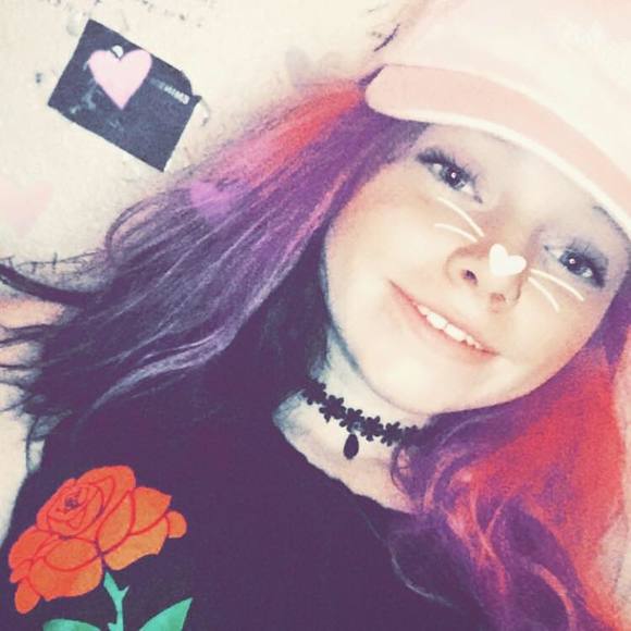 Meet your Posher, Angelina - Picture 1 of 1